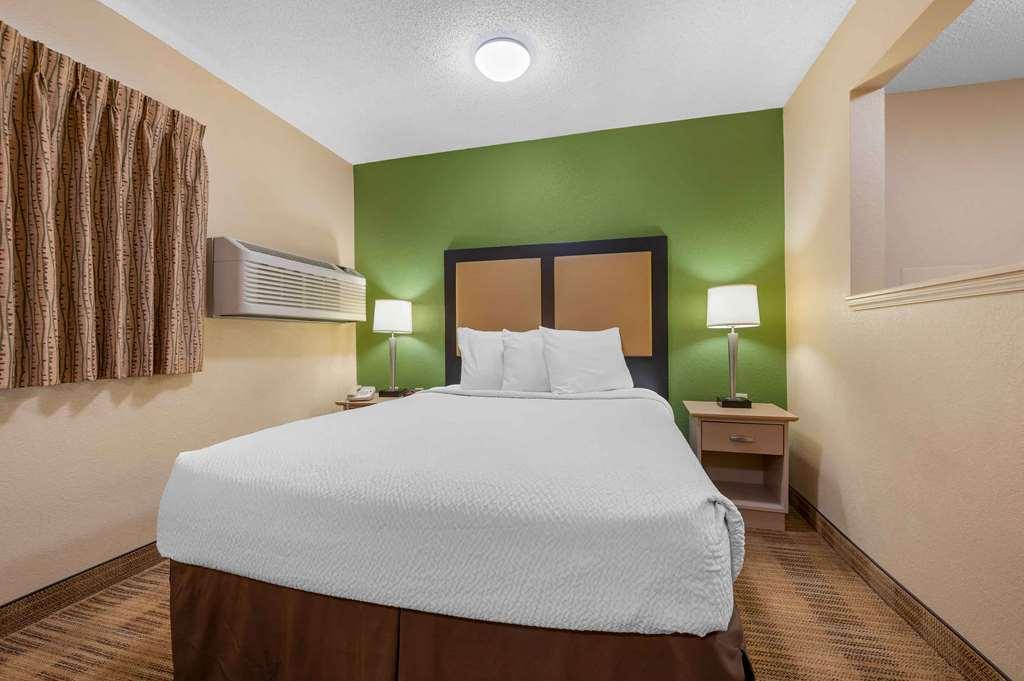 Extended Stay America Suites - Houston - Westchase - Westheimer Room photo